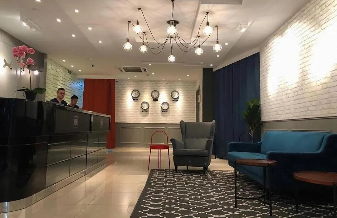 Mars Hotel-1
